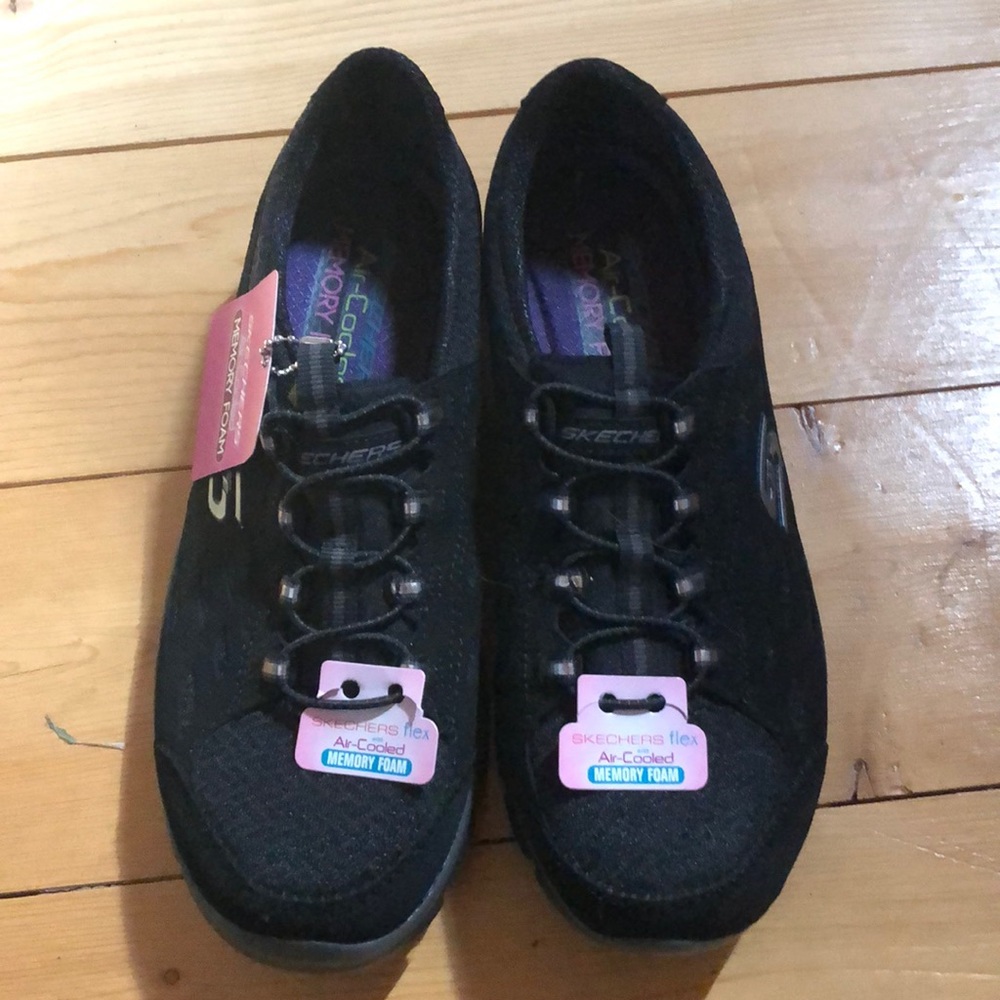 Skechers flex sneakers